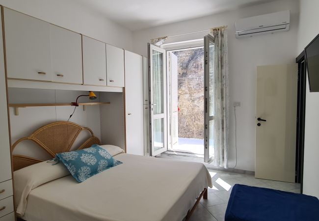 Affitto per camere a Ponza - b&b Casa d'aMare  - matrimoniale con terrazzo vist