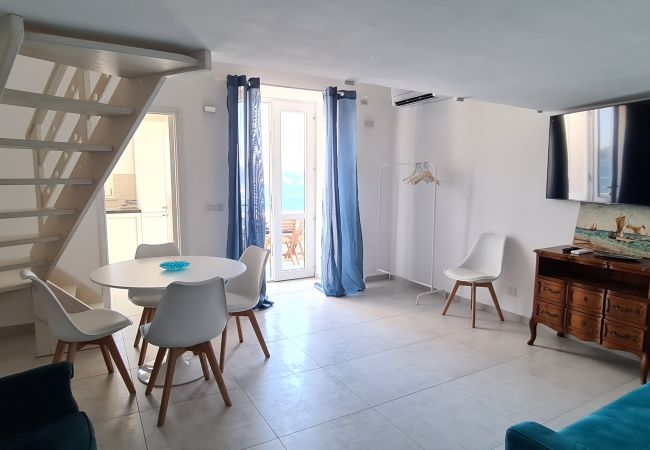 Appartamento a Ponza - Turistcasa - Mini Suite Corso Umberto 111