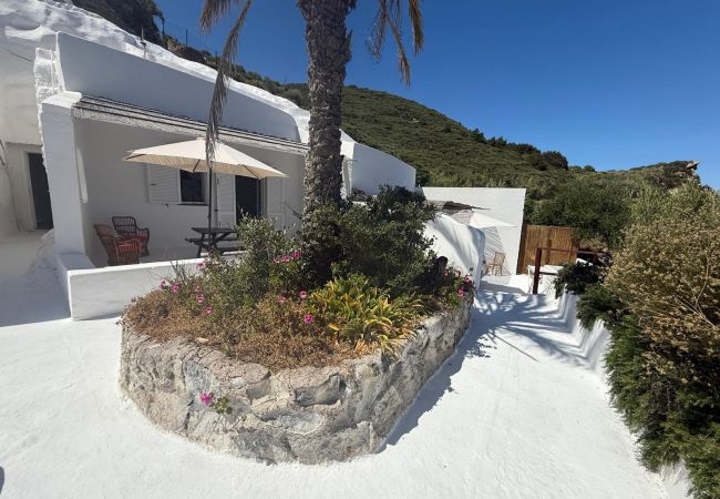 Апартаменты на Ponza - Turistcasa - Frontone 47 -