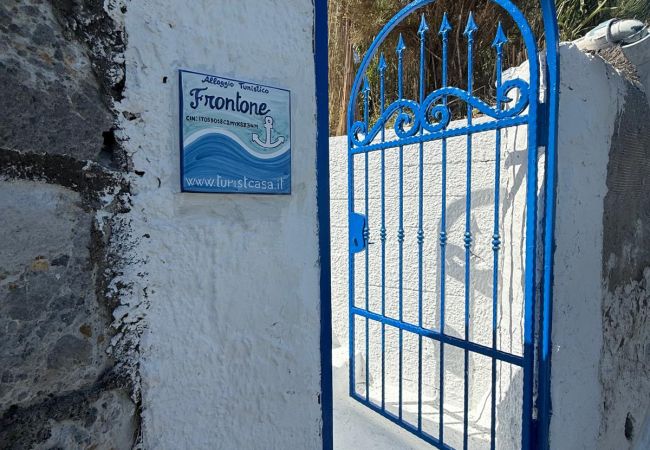 Апартаменты на Ponza - Turistcasa - Frontone 47 -
