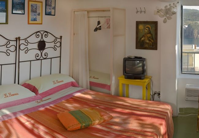 Rent by room на Ponza - b&b La Limonaia a mare 01