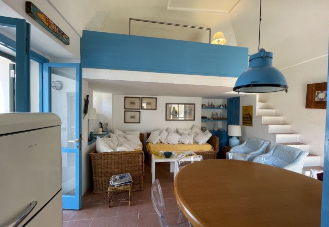 Апартаменты на Ponza - La casa della bella Lucia