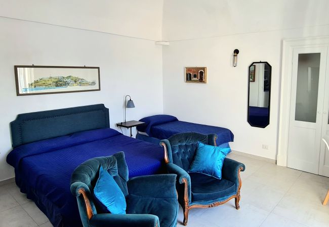 Apartment in Ponza - Turistcasa - Corso Umberto 110 -