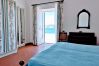 Rent by room in Ponza - La Maison Fiorita camere