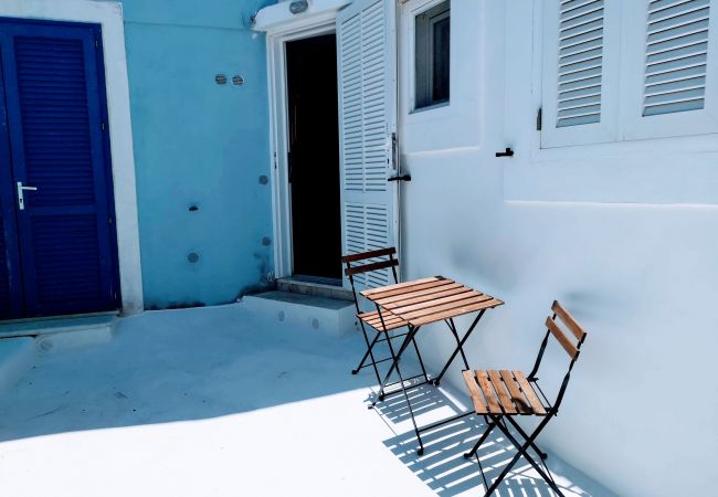 Ferienwohnung in Ponza - Turistcasa - Corso Umberto 109 -